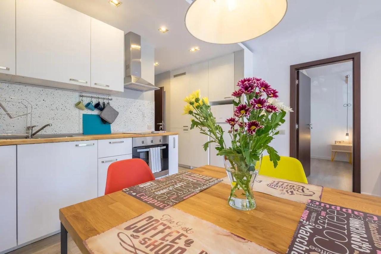 Quiet & Airy Modern Apt. Top Centre Free Parking София Екстериор снимка