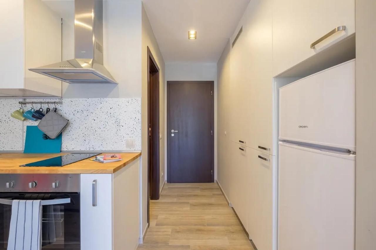 Quiet & Airy Modern Apt. Top Centre Free Parking София Екстериор снимка